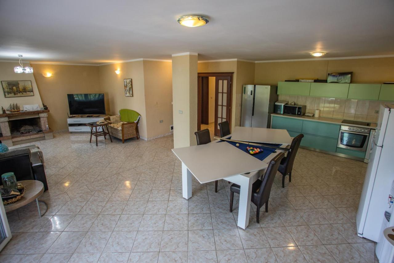 Ana Apartment Kotor Bagian luar foto